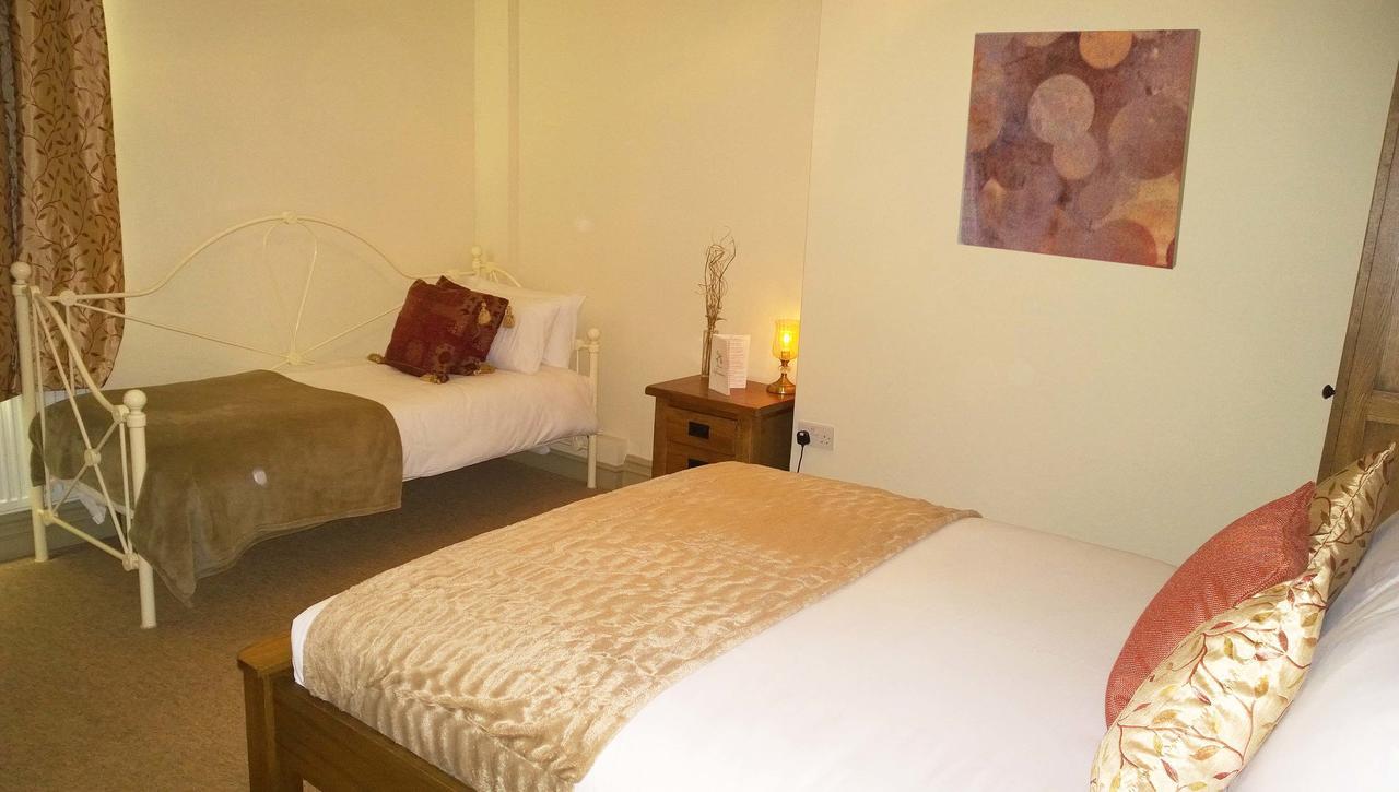 Cross Keys Inn Lydford-on-Fosse ภายนอก รูปภาพ